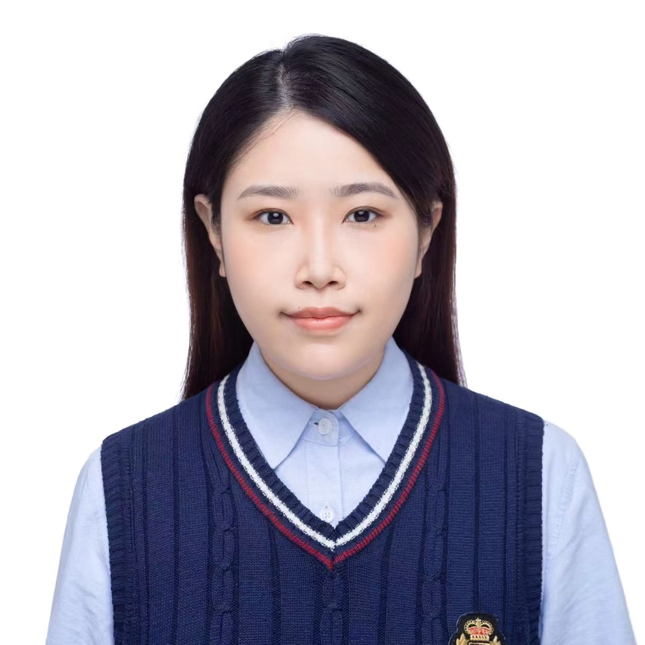 杨帆，电子信息学院辅导员。