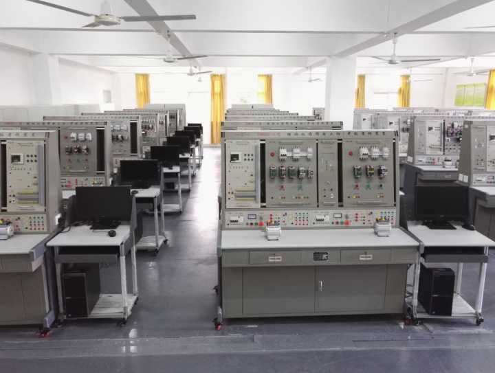维修电工实训室